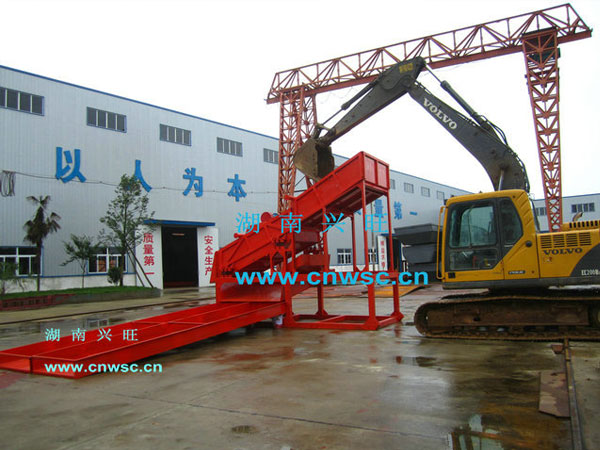 10-小型振動篩選金溜槽(非洲淘金熱) 10-小型振動篩選金溜槽(非洲淘金熱)